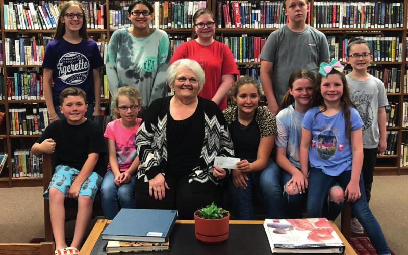 4-H donation to library