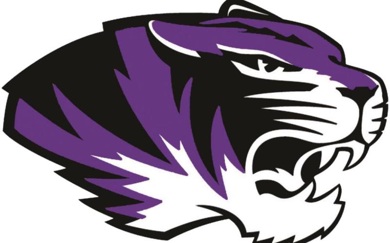 Jacksboro BB splits Saturday games