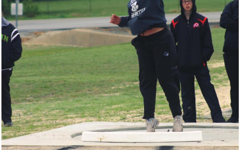 Bryson, Perrin qualify several for regional meet
