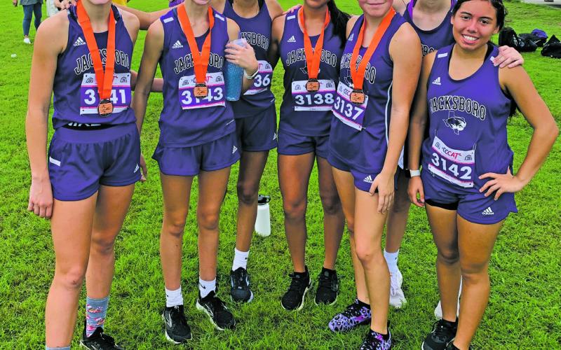 Girls’ XC finishes 3rd at Burk