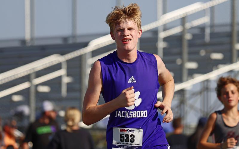 (KYLIE BAILEY | JACKSBORO HERALD-GAZETTE) Christian Wampler finished 47th out of 199 runners Wednesday, Sept. 20 at the Wyatt Dickerson Invitational in Alvord.