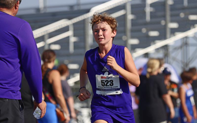 (KYLIE BAILEY | JACKSBORO HERALD-GAZETTE) Jacob Idell finished 91st out of 199 runners Wednesday, Sept. 20 at the Wyatt Dickerson Invitational in Alvord.