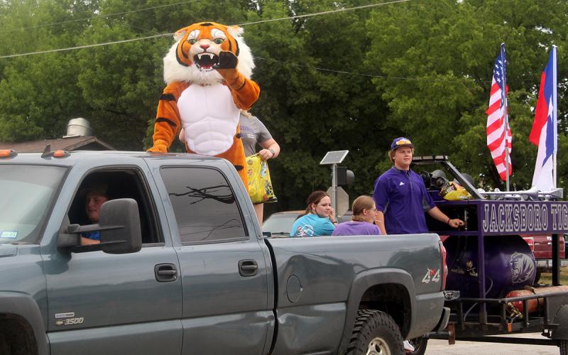 The 2025 homecoming parade will roll through downtown Jacksboro starting at 12:30 p.m. before turning toward the high school for the coronation ceremony and community pep rally Friday, Sept. 26. JHG file photo