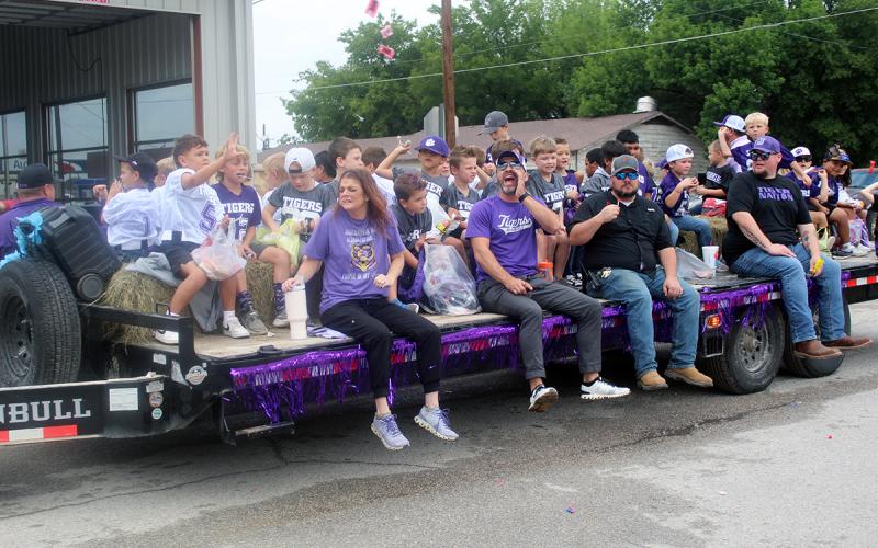 The 2025 homecoming parade will roll through downtown Jacksboro starting at 12:30 p.m. before turning toward the high school for the coronation ceremony and community pep rally Friday, Sept. 26. JHG file photo