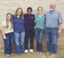 Jacksboro High School’s range judging team of Maggie Sewell, Jacie Christian, Garrison Johnson and Kylie Johnson, with advisor Kevin Thomas, won the national title Friday, May 2 in El Reno, Oklahoma. Photo/Brian Smith