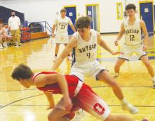 Petrolia boys lead cover to cover over Bryson, 45-23