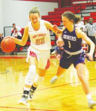 Jacksboro girls get no Holliday on the road