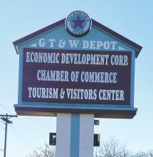 Jacksboro Chamber of Commerce will hosts its annual banquet Friday, Feb. 28 at the Jacksboro Middle School gym. The theme will be Kentucky Derby – Jacksboro Style. Photo/Brian Smith