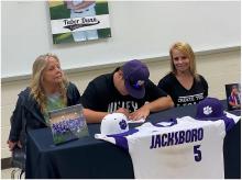 Dunn signs with Wiley College