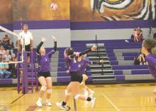 Jacksboro VB wins in five; Bryson girls swept