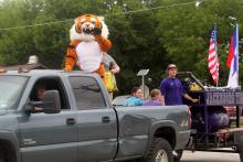 The 2025 homecoming parade will roll through downtown Jacksboro starting at 12:30 p.m. before turning toward the high school for the coronation ceremony and community pep rally Friday, Sept. 26. JHG file photo