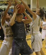 Baylee Thompson (21) had 13 points in Thursday afternoon's win